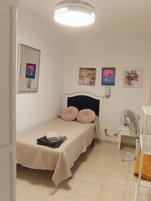 Apartamento Plaza Toros Sevilla Bagian luar foto