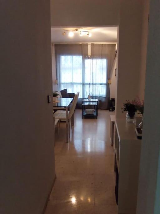 Apartamento Plaza Toros Sevilla Bagian luar foto